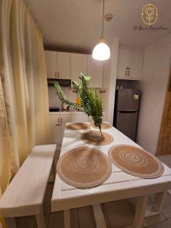 El Nissi Staycation, THE BARIQUIT SUITE, Enchanted Kingdom - Santa Rosa - 7