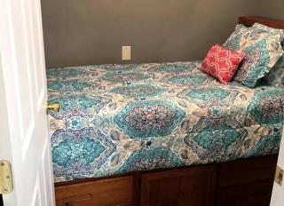 Charming Getaway Rental near the Richland Furnace State Forest in Southern Ohio - - 5