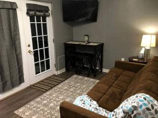 Charming Getaway Rental near the Richland Furnace State Forest in Southern Ohio - 3