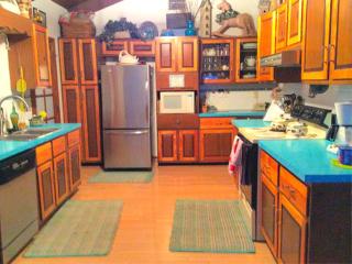 Waterfront Rental with Lovely Gardens for a Weekend Getaway near Annapolis, Maryland - Stevensville - 1
