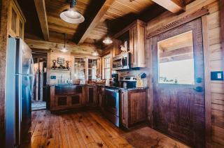 Peaceful Cabin Rental Ideal for a Weekend Getaway in Wyoming - Thayne - 6