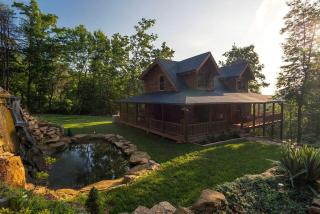 Log Cabin Rental in Mill Spring near Lake Lure, North Carolina - Mill Spring - 0