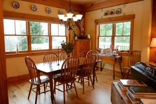 Spacious Family-Friendly Luxury Cabin for Rent with Hot Tub near Stowe, Vermont - 1