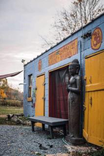 Tiny House Rental Perfect for a Relaxing Weekend Trip in New York State - Castleton-on-Hudson - 2