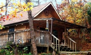 Pet-Friendly Cabin Retreat near Great Smoky Mountain National Park, Tennessee - Walland - 9