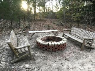 Luxury Tree House Rental in Lindale Ideal for Glamping in Texas - Van - 5