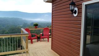 Cozy Riverside Cabin with Private Hot Tub in Rileyville, Virginia - Rileyville - 6