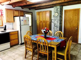 Pet-Friendly Cabin Retreat in the Ozarks of Scenic Newton County, Arkansas - Jasper - 5