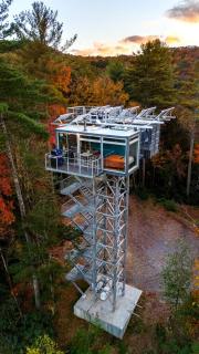 Remote Impressive Modern Tower Incredible for a Glamping Experience in Epworth, Georgia - Epworth - 0