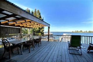 Beautifully Decorated Waterfront Chalet Rental in Grant, Florida - - 9