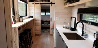 Stylish Tiny House for Glamping in South Carolina - Rock Hill - 8