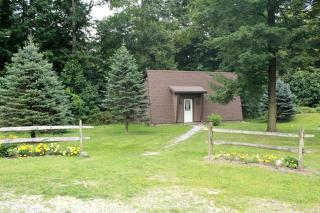 Inviting Cottage Rental Surrounded by Peaceful Countryside in Jamestown, Pennsylvania - - 3