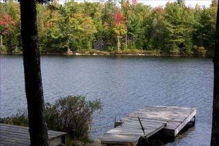Secluded, Dog-Friendly Lakefront Cabin on Pristine Lake, Maine, for Wonderfully Romantic Getaways to Nature - - 9