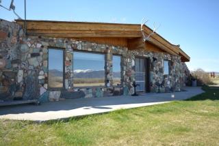 Private Creekside Cabin with Fishing Access near Ennis, Montana - Ennis - 3