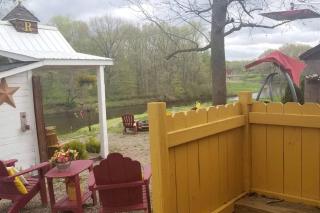 Unique Repurposed Barn near Niles for Glamping in Michigan - Niles - 3