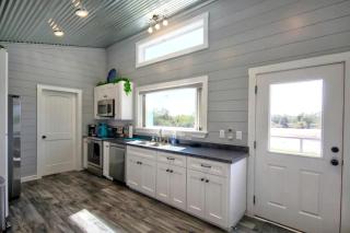 Amazing Glamping Vacations in this Riverside Cottage in Llano, Texas - Llano - 8