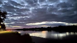 Amazing Glamping Vacations in this Riverside Cottage in Llano, Texas - Llano - 1