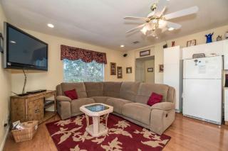 Joyful Cottage Rental for Couples with Poolside Cabana near San Antonio, TX - Helotes - 6