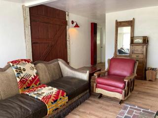 Secluded Farm Stay for a Perfect Oregon Glamping Experience - Jacksonville - 2