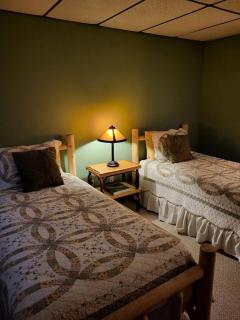 Secluded Cabin Rental in the Adirondack Mountains of Paul Smiths, New York - Paul Smiths - 3