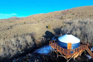 Pet-Friendly Yurt for an Off-the-Grid Getaway near Hyrum, Utah - 9
