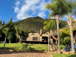 Stonebreaker Country Lodge - Oudtshoorn - 0