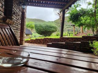 Stonebreaker Country Lodge - 1