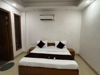 The Capstone saket - New Delhi - 4