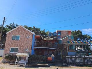 Anmyeondo Orange Bada Pension - Taean - 6