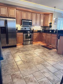 Lakefront Lands End Luxury 3bed2bathpoolsdock - Osage Beach - 8