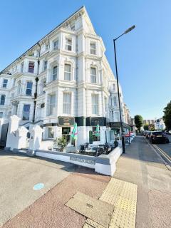 Carlton Court Hotel Eastbourne - Eastbourne - 9