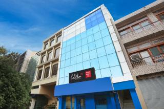 Collection O Golden Key Near TDI Mall - New Delhi - 4