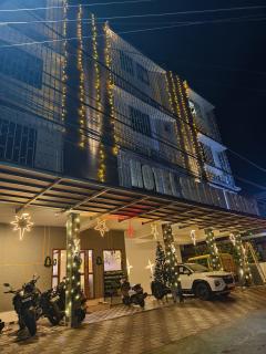 Hotel Shadow Regency - Ernakulam - 2