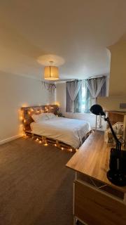 Golden House - Waterbeach - 9
