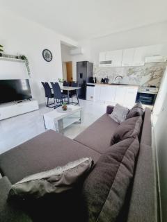 Apartmani Marina Vir centar - 1