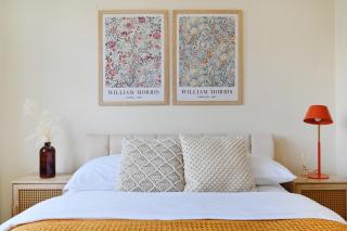Spacious 5 Bedroom 3 Mins Walk from Mile End - Londen - 0