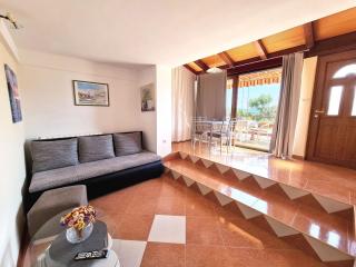 Apartmani Dina - Rovinjsko Selo - 0