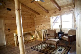 Stunning Private Cabin Getaway with Gorgeous Fireplace near Quincy, Illinois - - 1