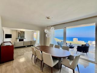 Celestial Blu Penthouse - Rodes - 7