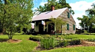 Cozy Cabin Rental in Napoleonville near New Orleans, Louisiana - - 0