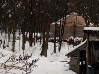 Off-the-Grid Yurt Rental in the Secluded Countryside of Thetford Center, Vermont - 7