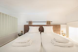 Urban Light Apartment - 3' Main Square - by Upstairs - Cracovia - 2