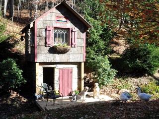 Charming Mountain Cabin on Idyllic Farmland near West Jefferson, North Carolina - Jefferson - 5