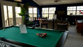 Log Cabin Rental on Private Property near Downtown Eureka Springs, Arkansas - Eureka Springs - 3