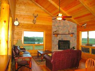 Lovely Lakeside Suite Rental on Eco-Friendly Ranch near Lincoln, Nebraska - - 0