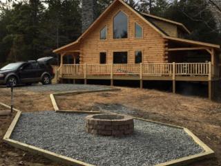 Spectacular Log Cabin Rental near High Bridge Trail State Park in Farmville, Virginia - Farmville - 9