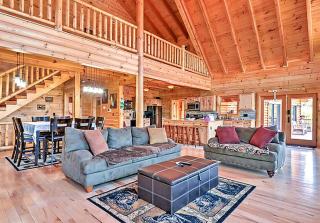 Gorgeous Log Cabin Rental near the Blue Ridge Mountains in Dobson, North Carolina - Dobson - 7