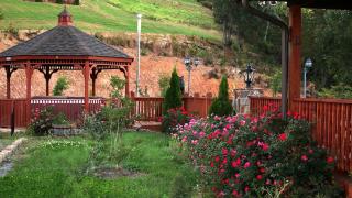 Stunning Luxury Cabin Rental with Hot Tub near Blue Ridge Mountains of North Carolina - Dobson - 6