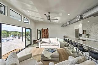 Incredible Texas Ranch Getaway with a Saltwater Pool - Brownwood - 6