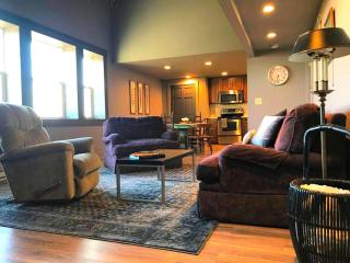 Stunning Rustic Converted Barn Country Getaway near Wabash, Indiana - Wabash - 9